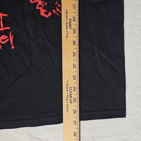 A Nightmare On Elm Street Men's Small Claw Catch Graphic T-Shirt New - Picture 12 of 13